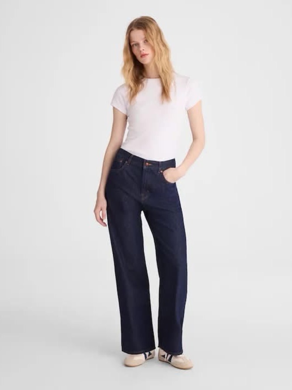 Madewell Perfect Vintage Wide Leg Jean in airy Denim. Rinse Wash